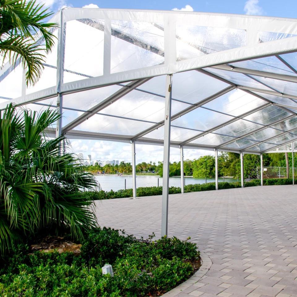 Solar Series Clearspan Tent — Clear Top